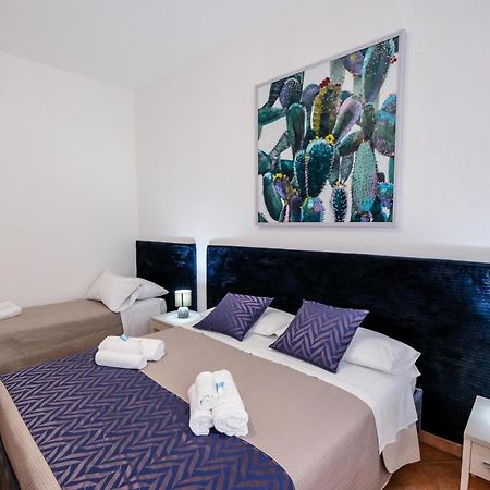 Casa Ambra Bed & Breakfast Macari Bagian luar foto