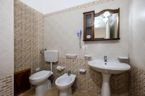 Casa Ambra Bed & Breakfast Macari Bagian luar foto
